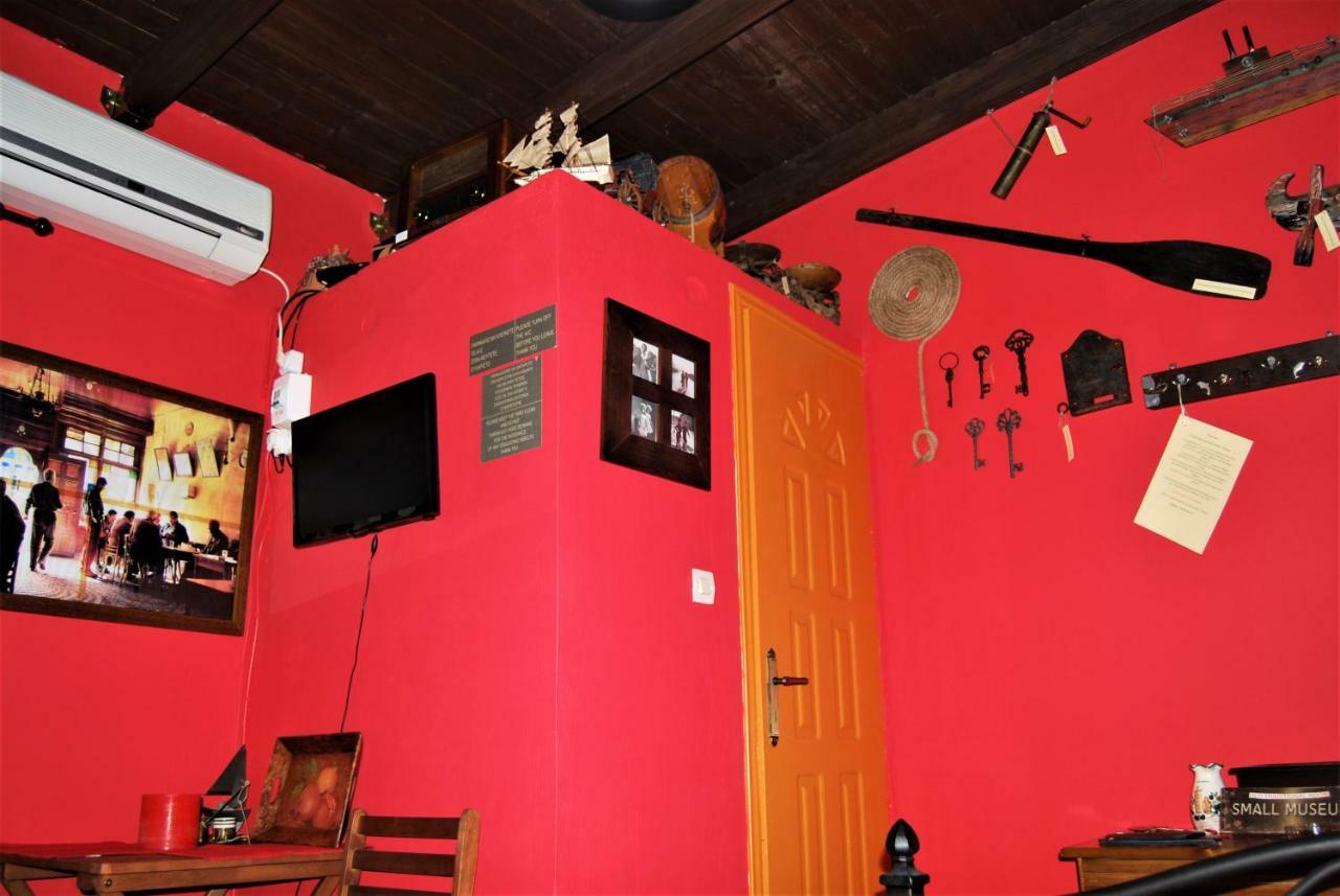 Traditional Room The Small Museum Ionian Sea Kastro-Kyllini المظهر الخارجي الصورة